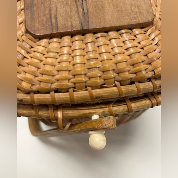 Vintage Nantucket Woven Basket Handbag w Seagull Bird Square Wooden Decor - Picture 6 of 10